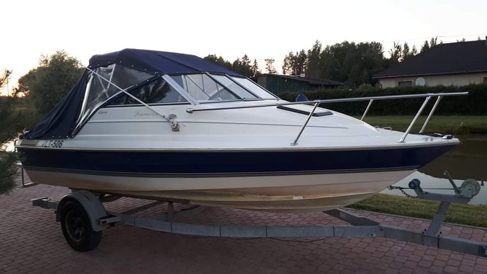 Bayliner Capri